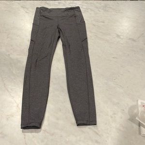Lululemon Women’s Leggings Size 6 Grey